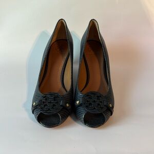 Navy blue open toe wedges